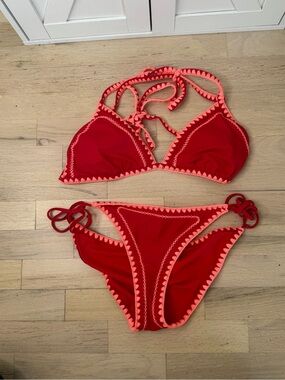 Red express bikini